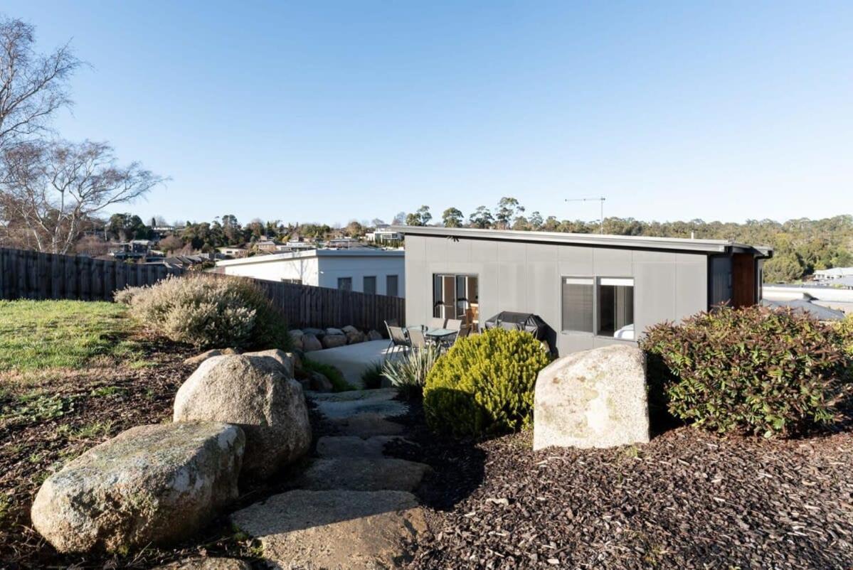 Modern & Convenient In Newstead Villa Launceston Exterior photo